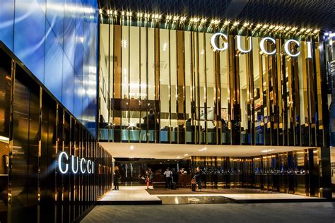 perché lavorare in gucci